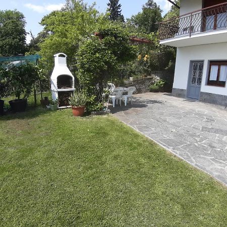Arizzano Casa Fontana Rossaヴィラ エクステリア 写真
