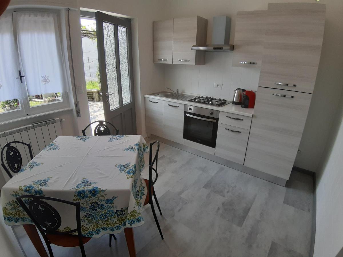 Arizzano Casa Fontana Rossaヴィラ エクステリア 写真