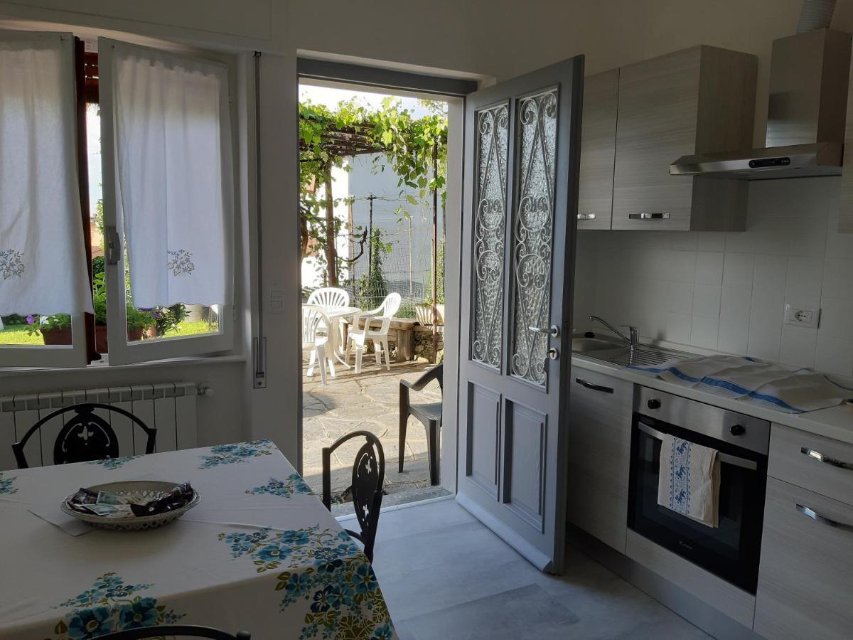 Arizzano Casa Fontana Rossaヴィラ エクステリア 写真